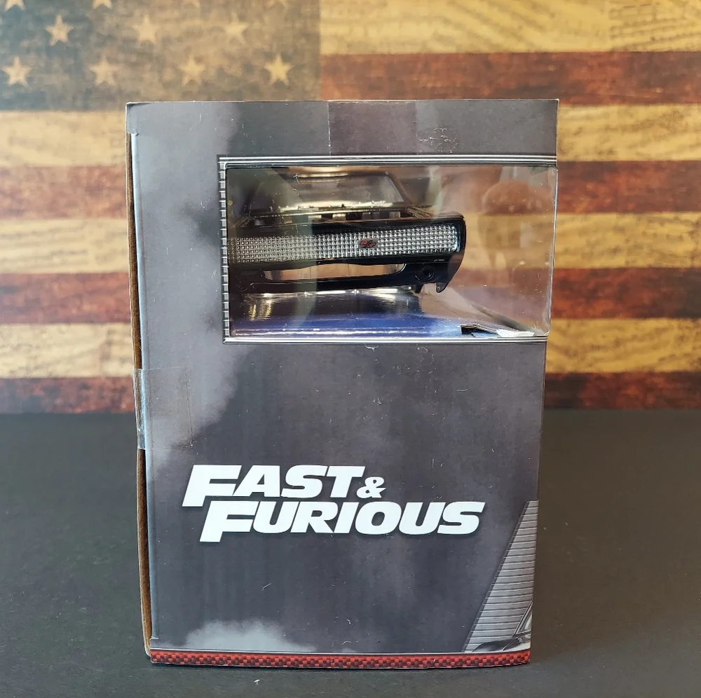 DODGE CHARGER R/T DIECAST KIT - Picture 4 of 7